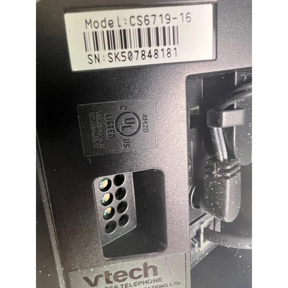 Vtech CS671916 Red Cordless Phone with Base and Power Adapter‎